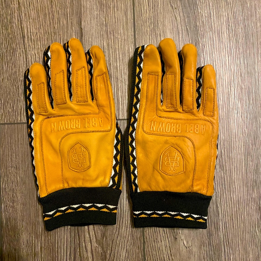 Abel Brown Riding Gloves